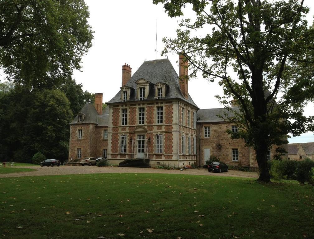 Chateau De Villars Villeneuve-sur-Allier Kültér fotó