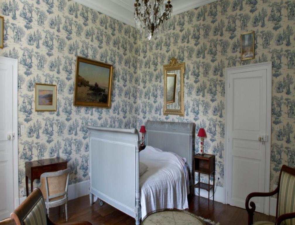 Chateau De Villars Villeneuve-sur-Allier Szoba fotó